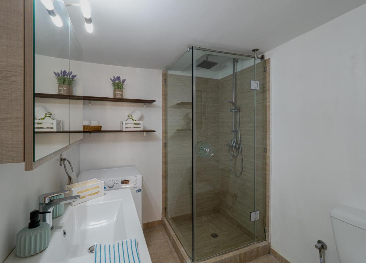 Central & Bright 2Bd Apt In Corfu Town Near Port 외부 사진